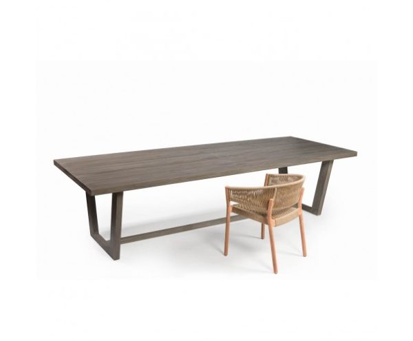 Mesa rectangular de madera para exterior