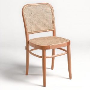 Silla de madera y asiento de ratán natural Silla de madera y asiento de ratán natural