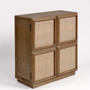 Aparador zapatero de madera natural y puerta ciega Aparador zapatero de madera natural y puerta ciega