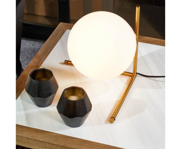 Lámpara de mesa metal dorado y bola de cristal