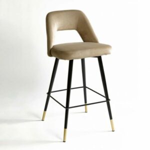 Taburete tapizado beige con pata negra Taburete tapizado beige con pata negra