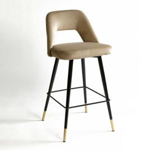Taburete tapizado beige con pata negra Taburete tapizado beige con pata negra