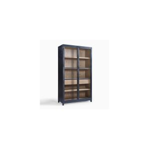 Armario de roble oscuro con interior en naturar y puertas de cristal. Armario de roble oscuro con interior en naturar y puertas de cristal.
