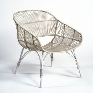 Sillón de exterior de resina y metal gris piedra Sillón de exterior de resina y metal gris piedra