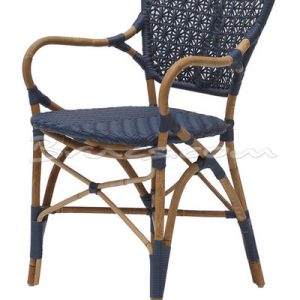 Silla con brazos habana rattan nat. y sint azul Silla con brazos habana rattan nat. y sint azul