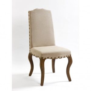 Silla de lino y pata de roble con tachuelas Silla de lino y pata de roble con tachuelas