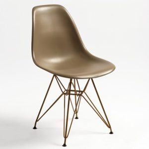 Silla grisácea con pata metálica dorada Silla grisácea con pata metálica dorada