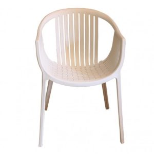 Silla beige con brazo