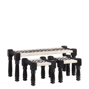 Banqueta macramé con 2 stools 110*40*45 / 40*40*35 (x2) Banqueta macramé con 2 stools 110*40*45 / 40*40*35 (x2)