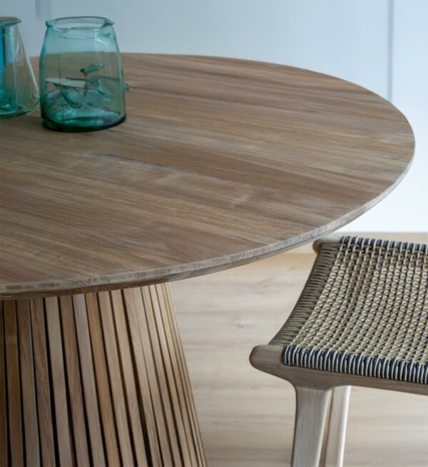 Mesa comedor rena teka 130ø*78