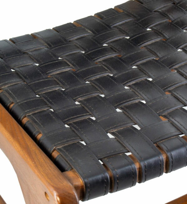 Silla teka piel negra 51*56*88