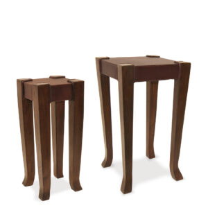 Mesita auxiliar piel s/2 37*37*65 / 24*24*56 Mesita auxiliar piel s/2 37*37*65 / 24*24*56