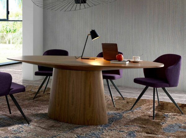 Mesa comedor ovalada nogal