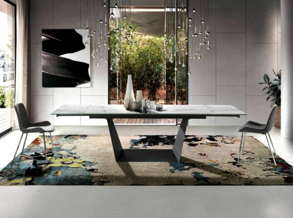 Mesa comedor extensible rectangular mármol porcelánico y acero negro