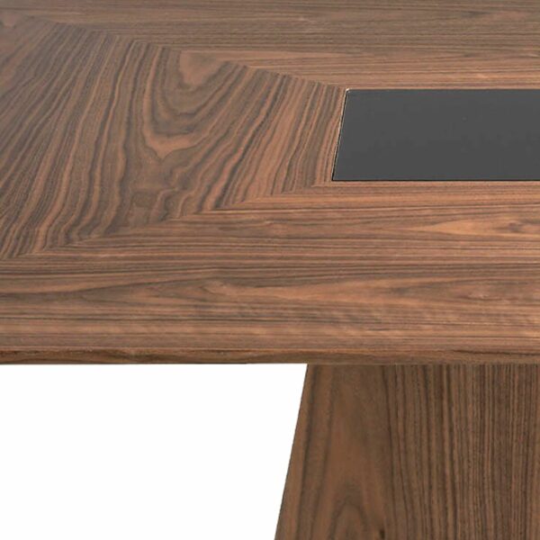 Mesa comedor cuadrada nogal