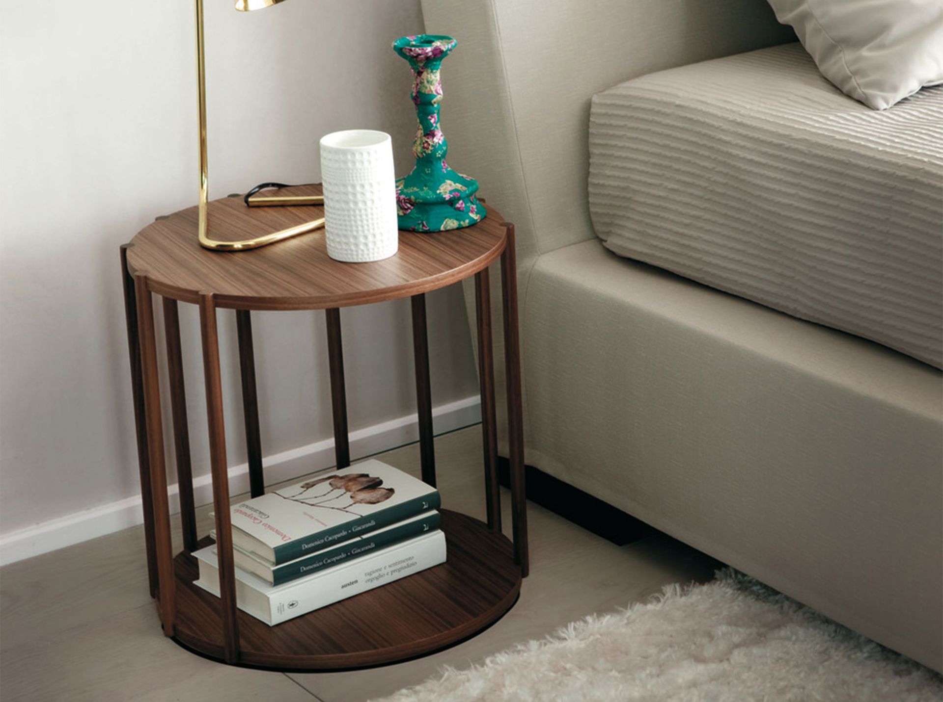 Mesa rincón redonda nogal Mesa rincón redonda nogal