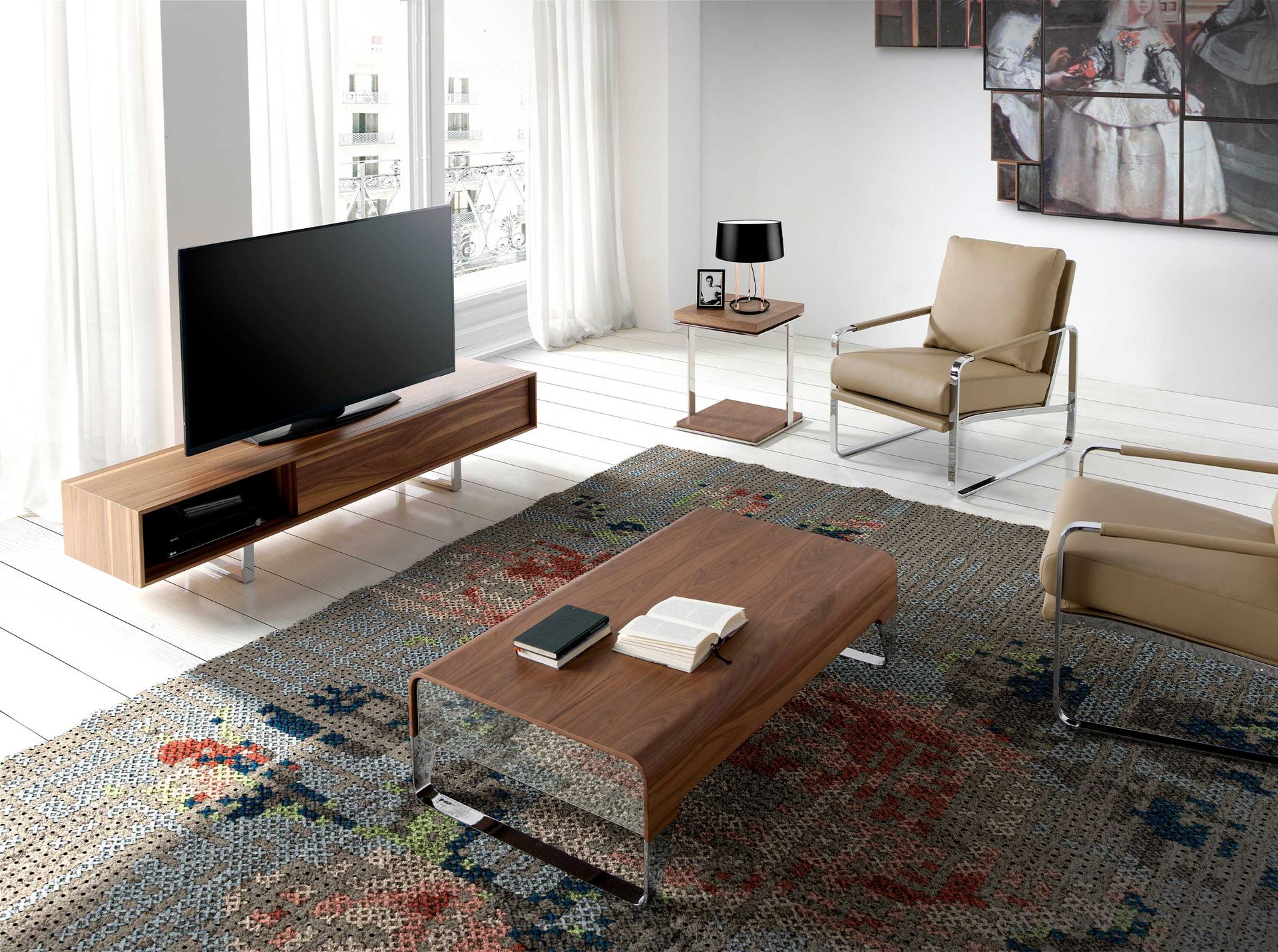 Mueble TV nogal y acero cromado Mueble TV nogal y acero cromado