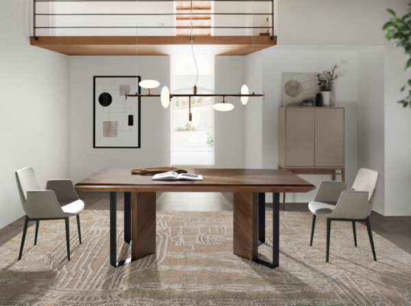 Aparador alto madera beige y nogal