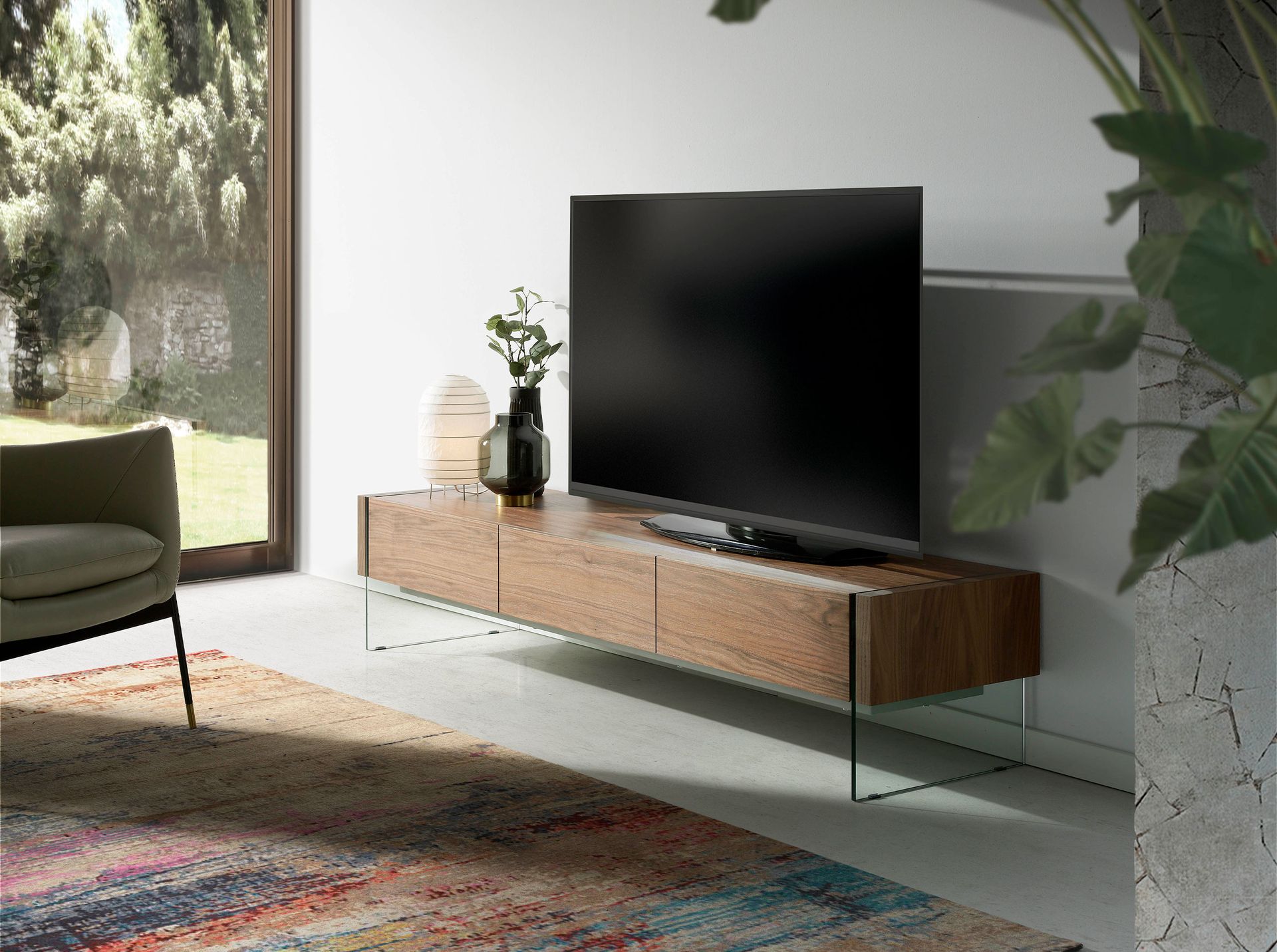 Mueble TV nogal y cristal templado Mueble TV nogal y cristal templado