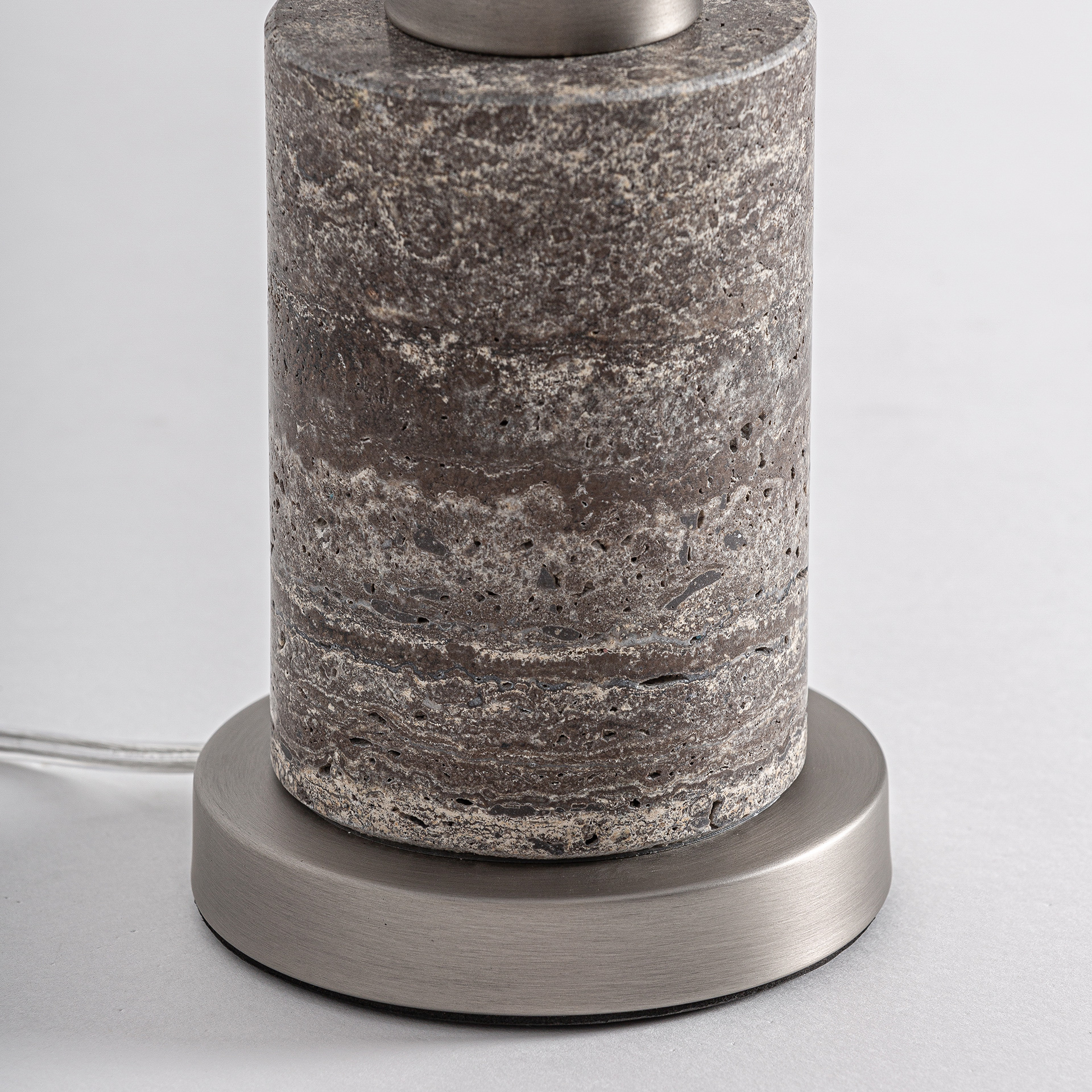 LÁMPARA DE SOBREMESA XILKA LÁMPARA DE SOBREMESA XILKA