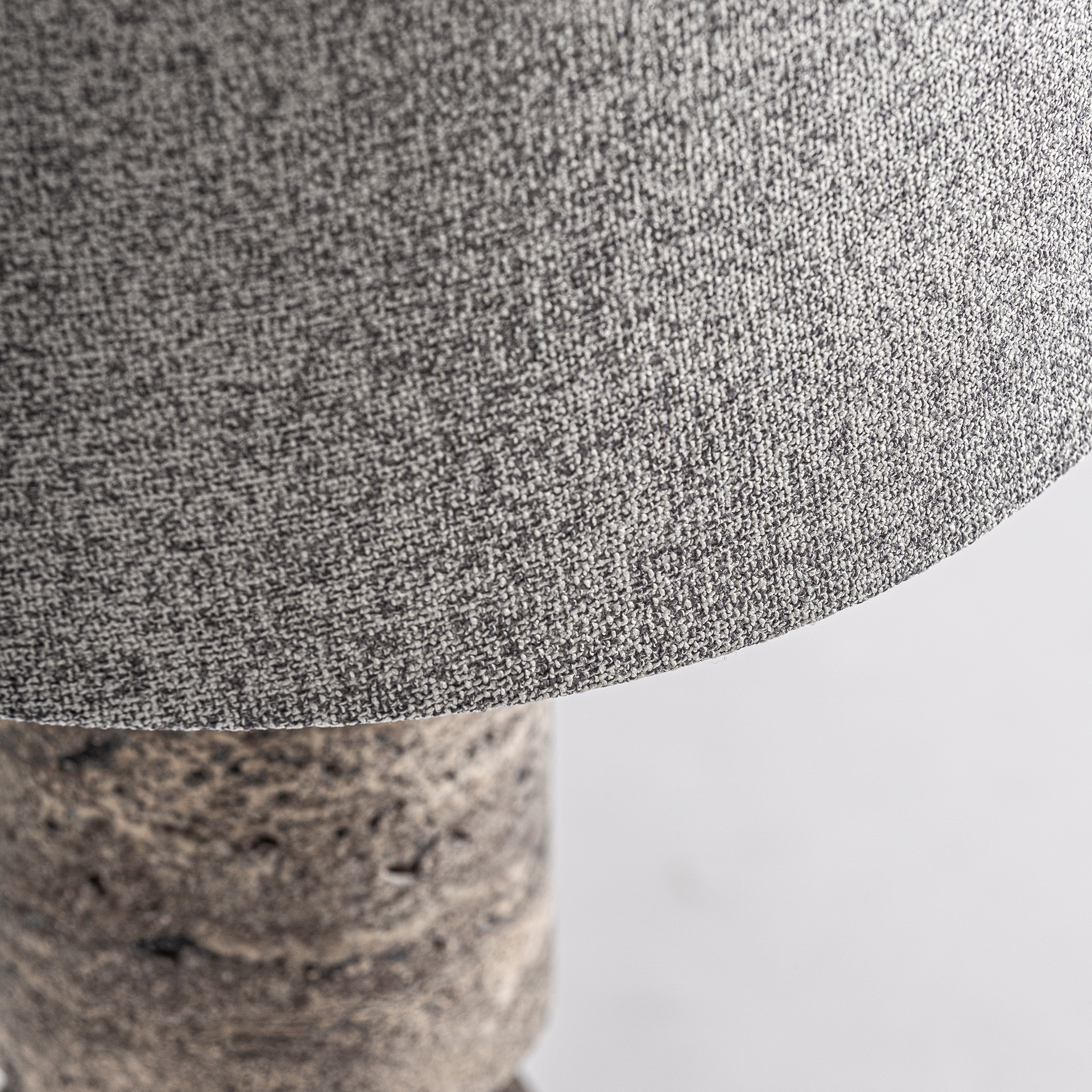 LÁMPARA DE SOBREMESA XILKA LÁMPARA DE SOBREMESA XILKA