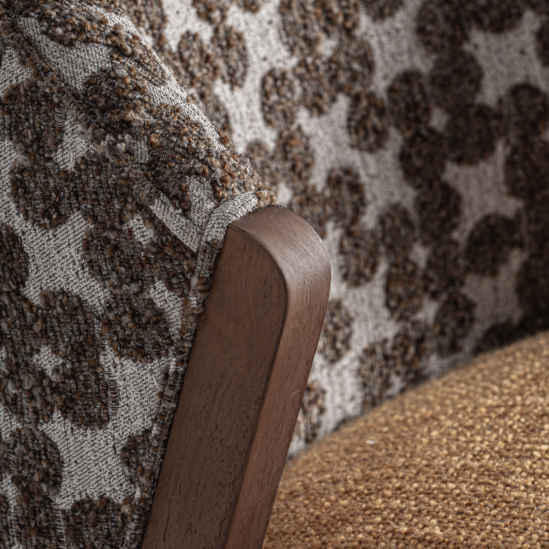 SILLA KALESHA SILLA KALESHA