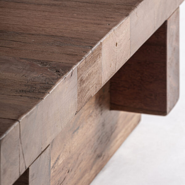 MESA DE CENTRO BRUTALIST