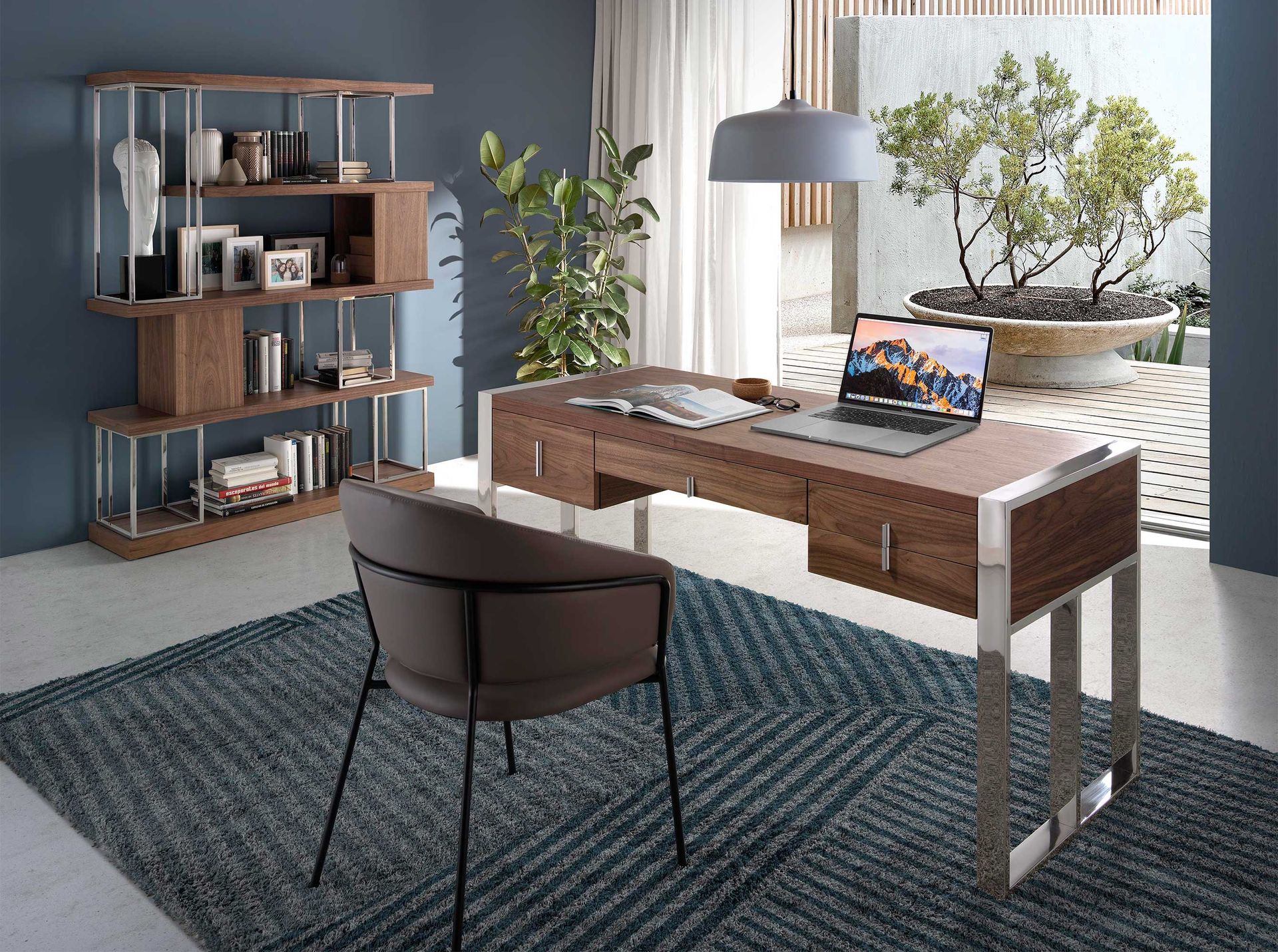 Silla polipiel visón oscuro Silla polipiel visón oscuro