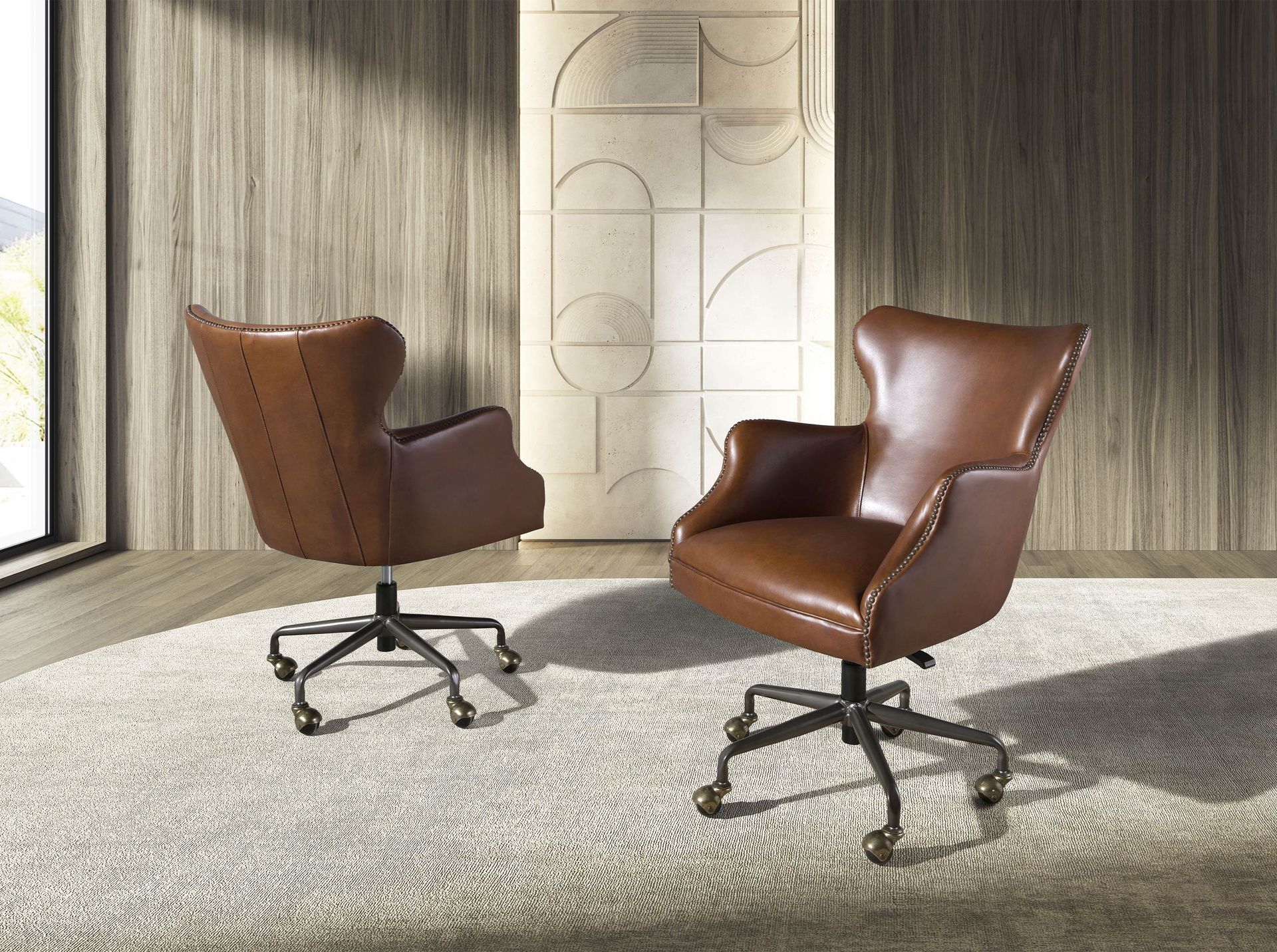 Sillón giratorio piel marrón oscuro Sillón giratorio piel marrón oscuro