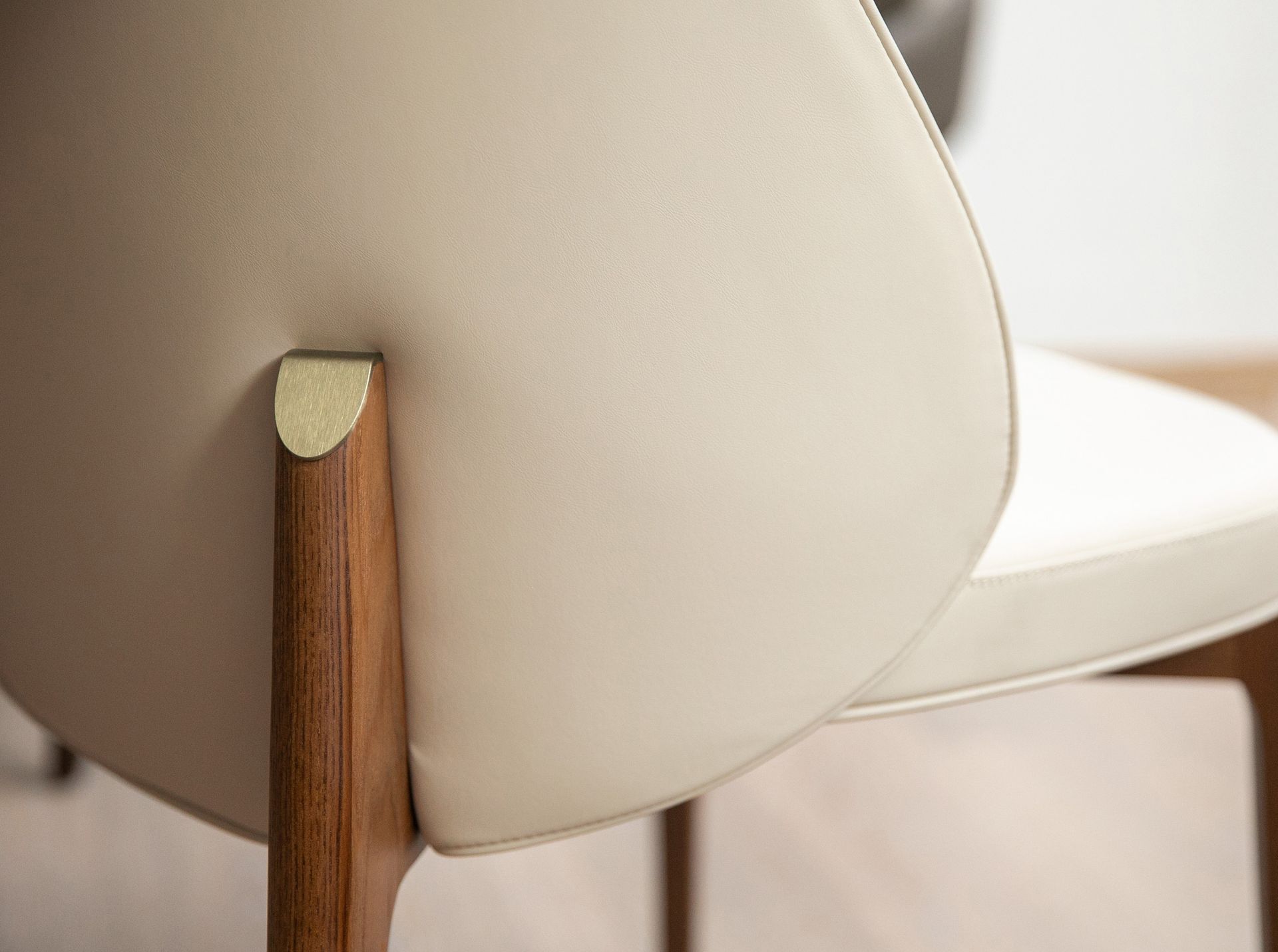 Silla polipiel crema Silla polipiel crema