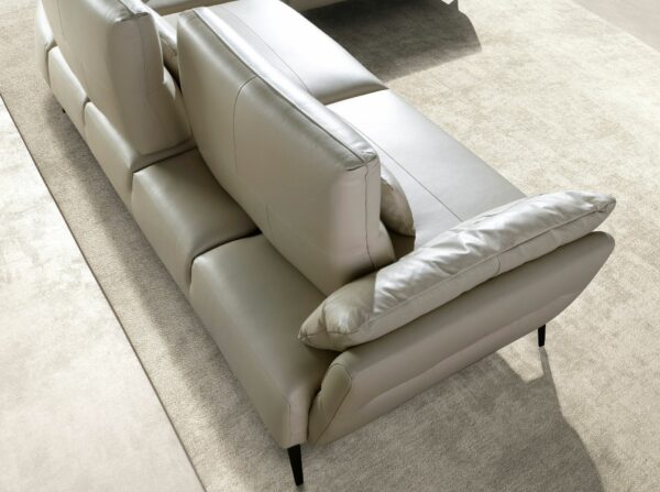Sofá chaise longue derecha piel arena