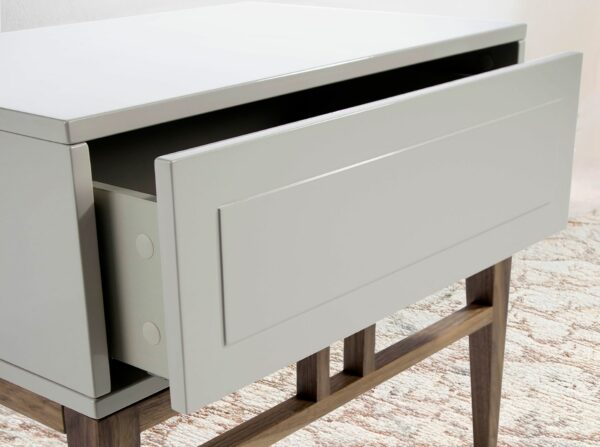 Mesita de noche madera beige y nogal