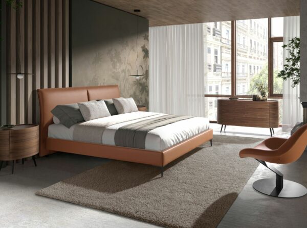 Cama polipiel color marrón