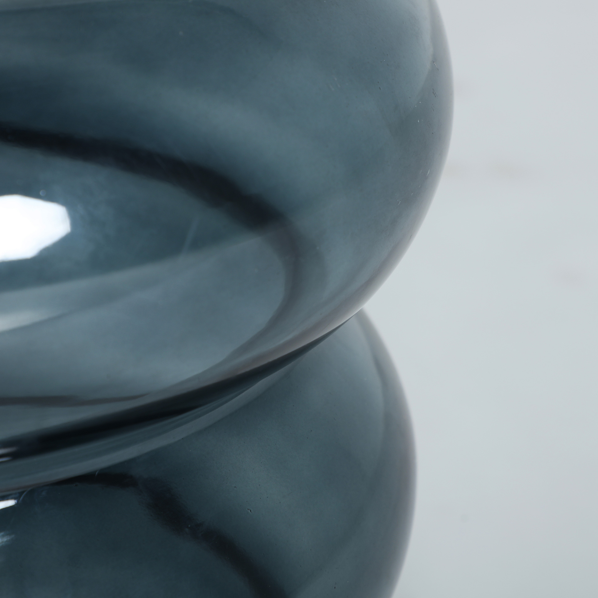 Mesa Auxiliar Kotor Mesa Auxiliar Kotor