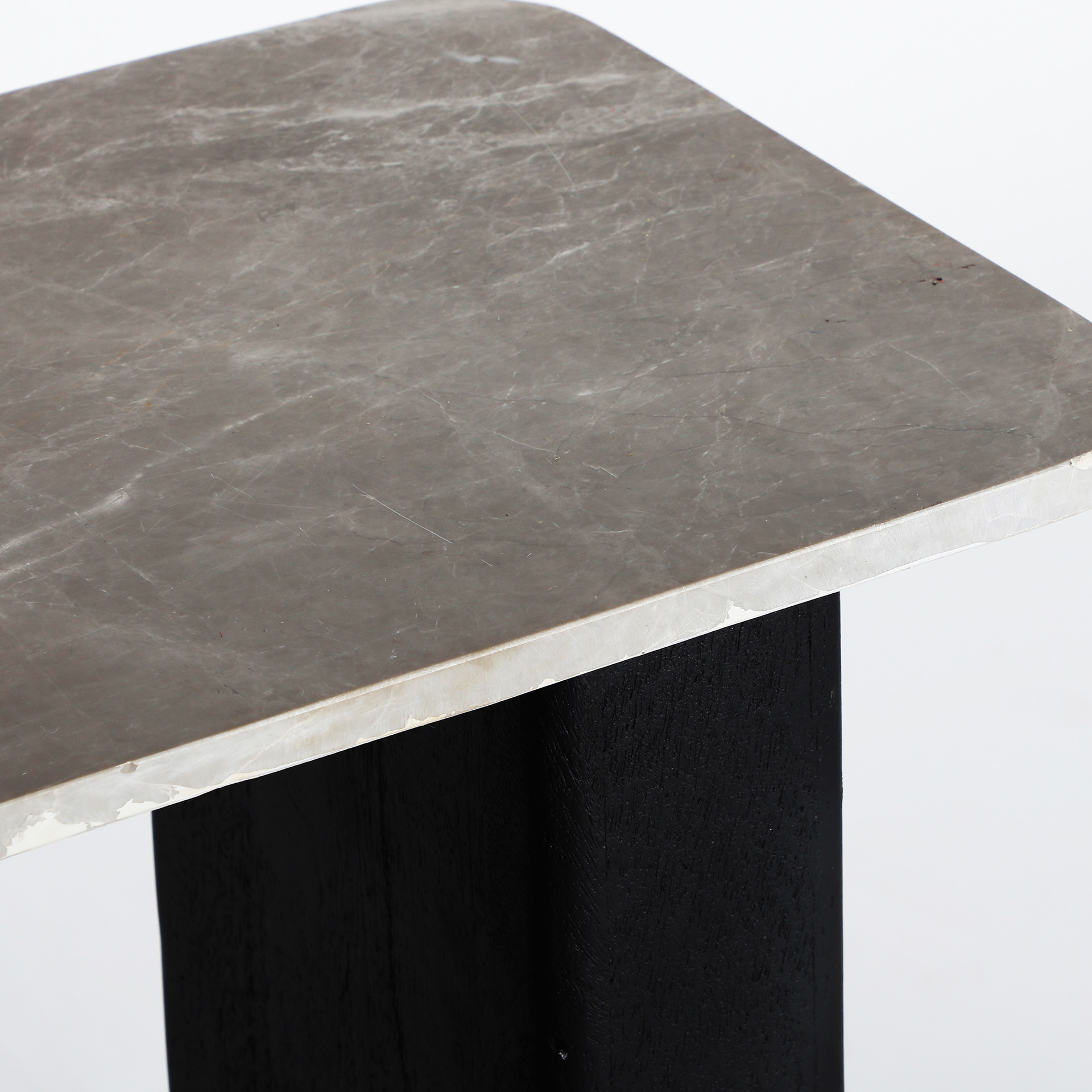 Mesa Auxiliar Khej Mesa Auxiliar Khej