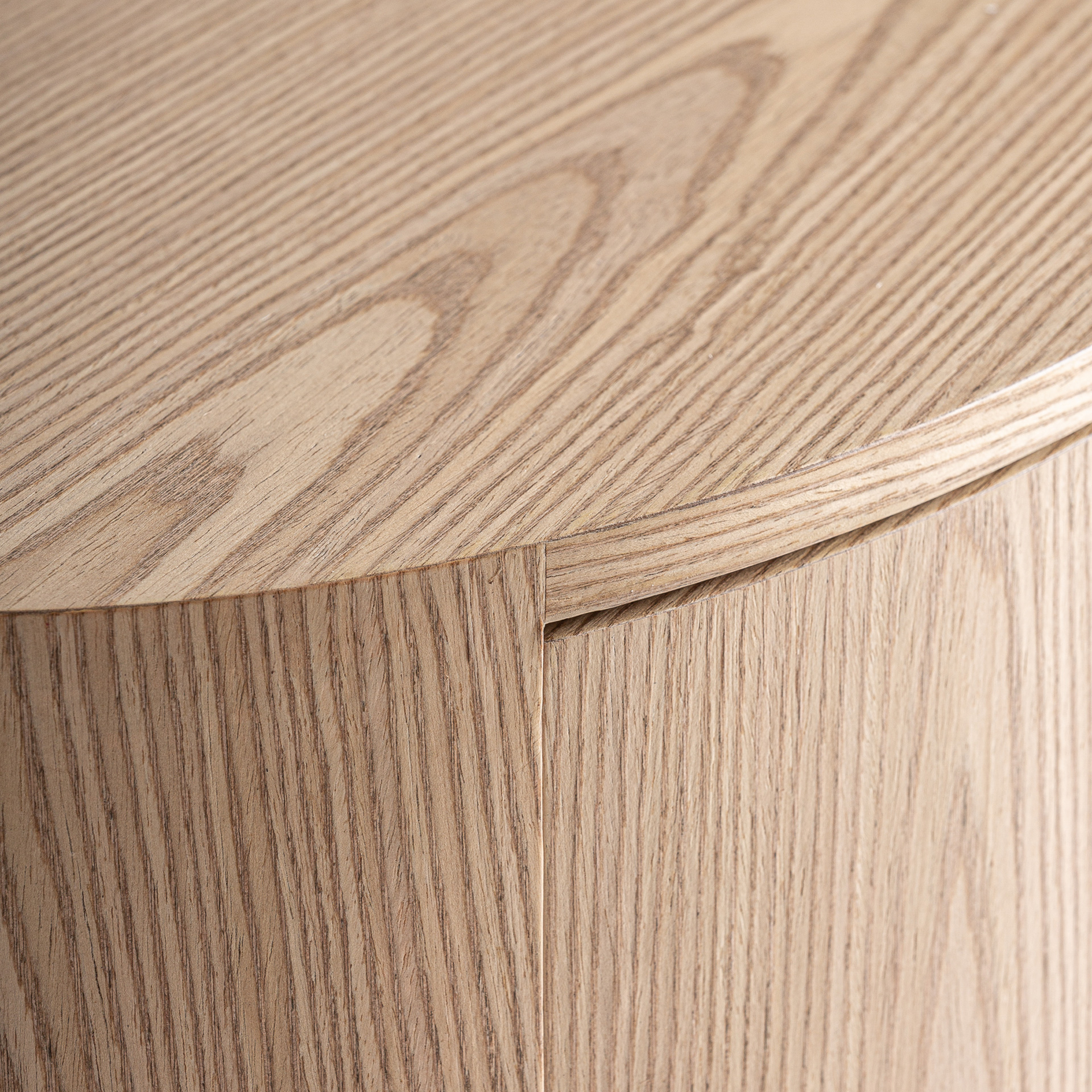 Mesita De Noche Lira Mesita De Noche Lira