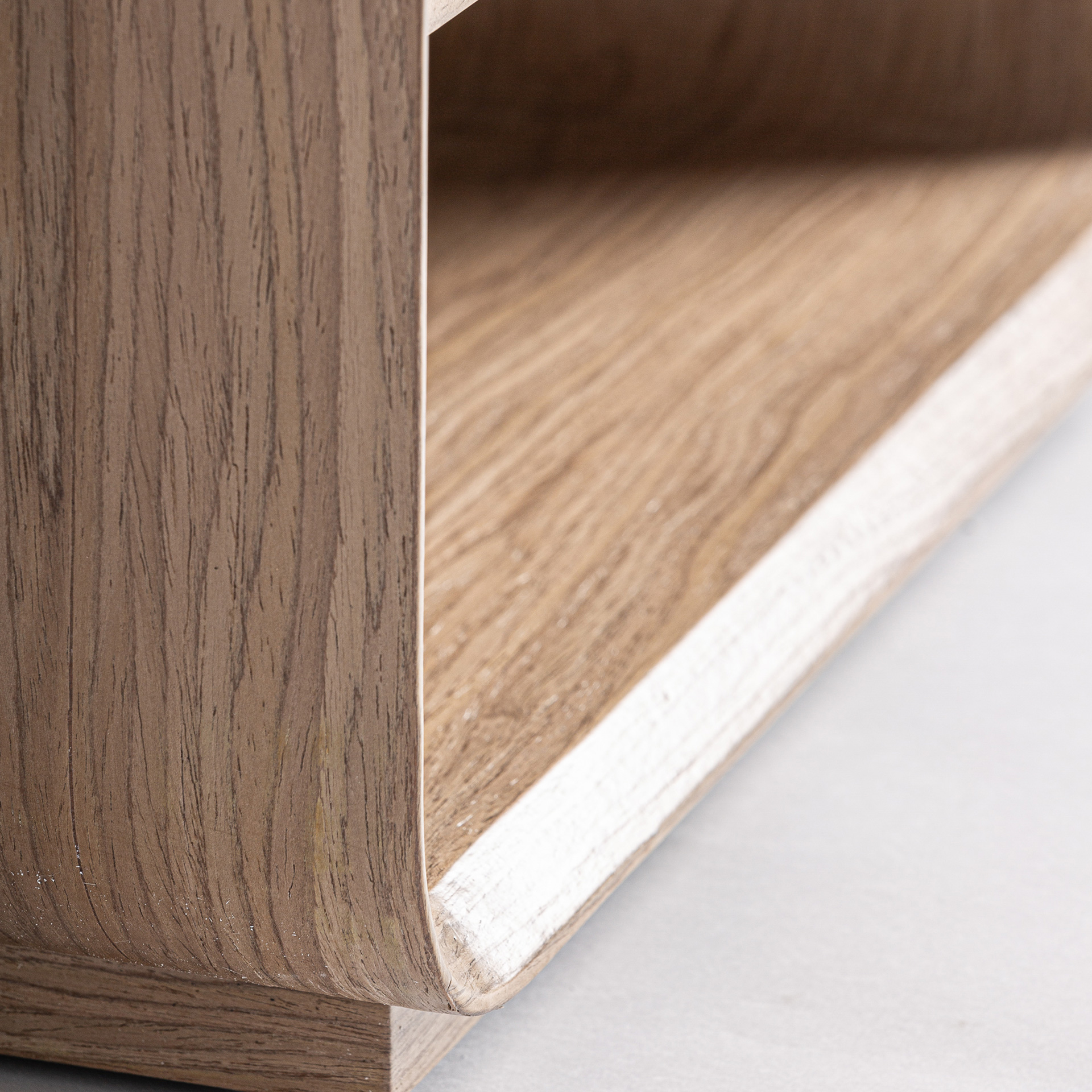 Mesita De Noche Lira Mesita De Noche Lira