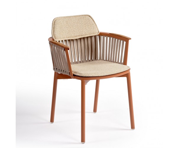 Sillón de comedor color arenisca y cuerda arena Sillón de comedor color arenisca y cuerda arena