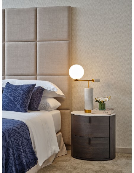 Mesita de noche ovalada roble black-brown y piedra Mesita de noche ovalada roble black-brown y piedra