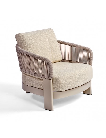 Sillón bajo de cuerda y tapizado arena Sillón bajo de cuerda y tapizado arena