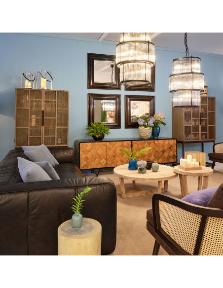 Mesa auxiliar redonda con pata y sobre de madera de teka Mesa auxiliar redonda con pata y sobre de madera de teka