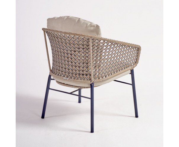 Sillón de metal y resina para exterior Sillón de metal y resina para exterior