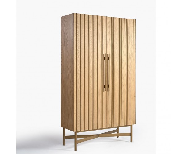 Armario acabado en roble natural alistonado y metal dorado Armario acabado en roble natural alistonado y metal dorado - Imagen 5