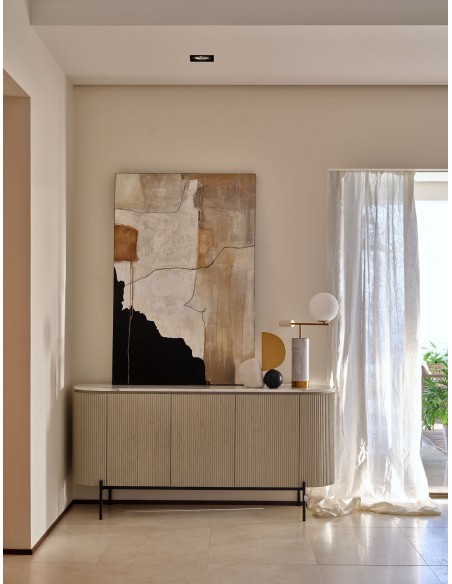 Aparador de madera efecto listones, pata metal y sobre de piedra Aparador de madera efecto listones, pata metal y sobre de piedra