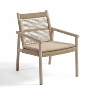 Sillón bajo de teca envejecida y cuerda