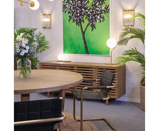 Aparador acabado roble y puertas de listones Aparador acabado roble y puertas de listones