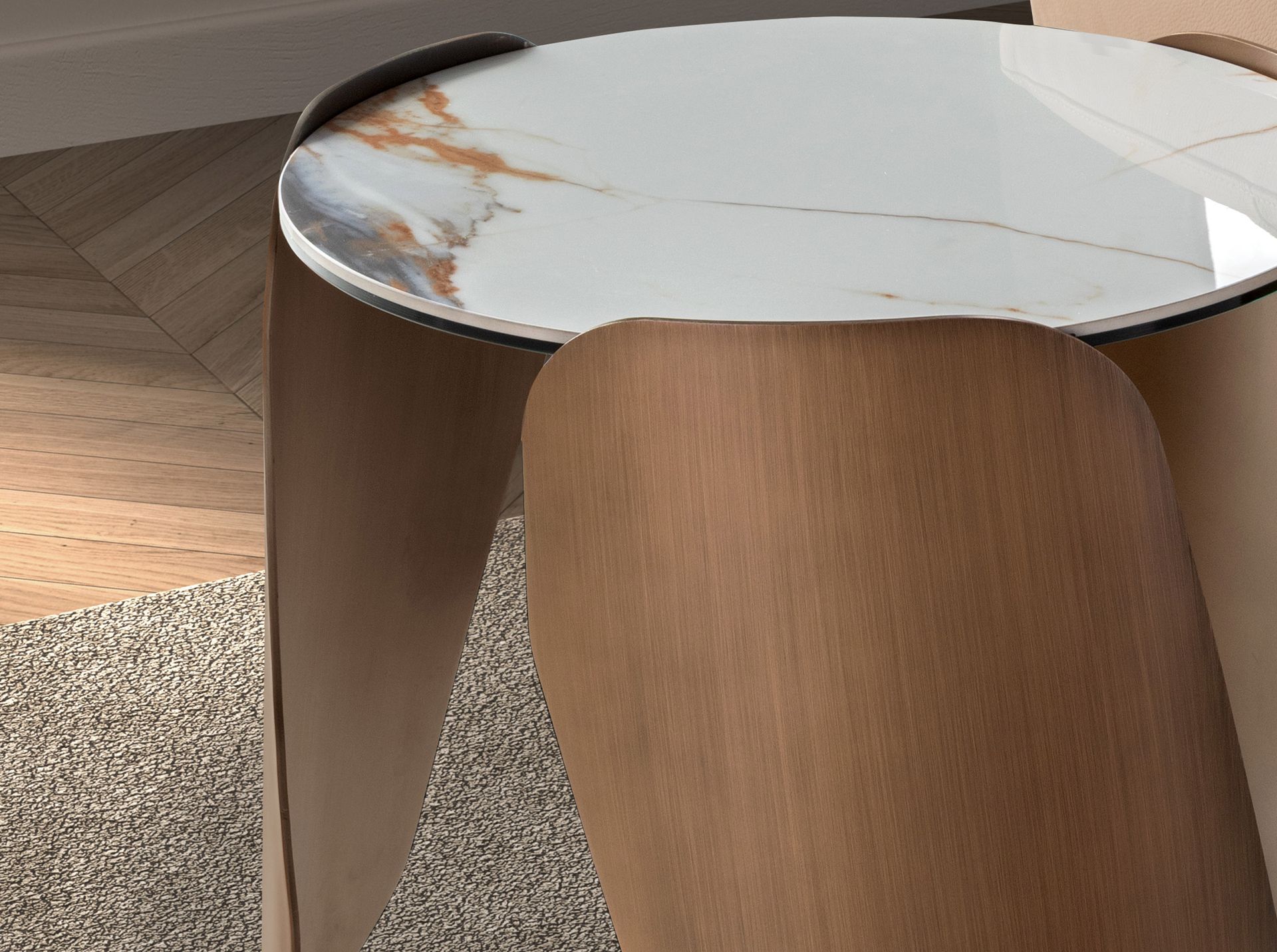 Mesa rincón redonda mármol porcelánico y acero color bronce Mesa rincón redonda mármol porcelánico y acero color bronce - Imagen 7