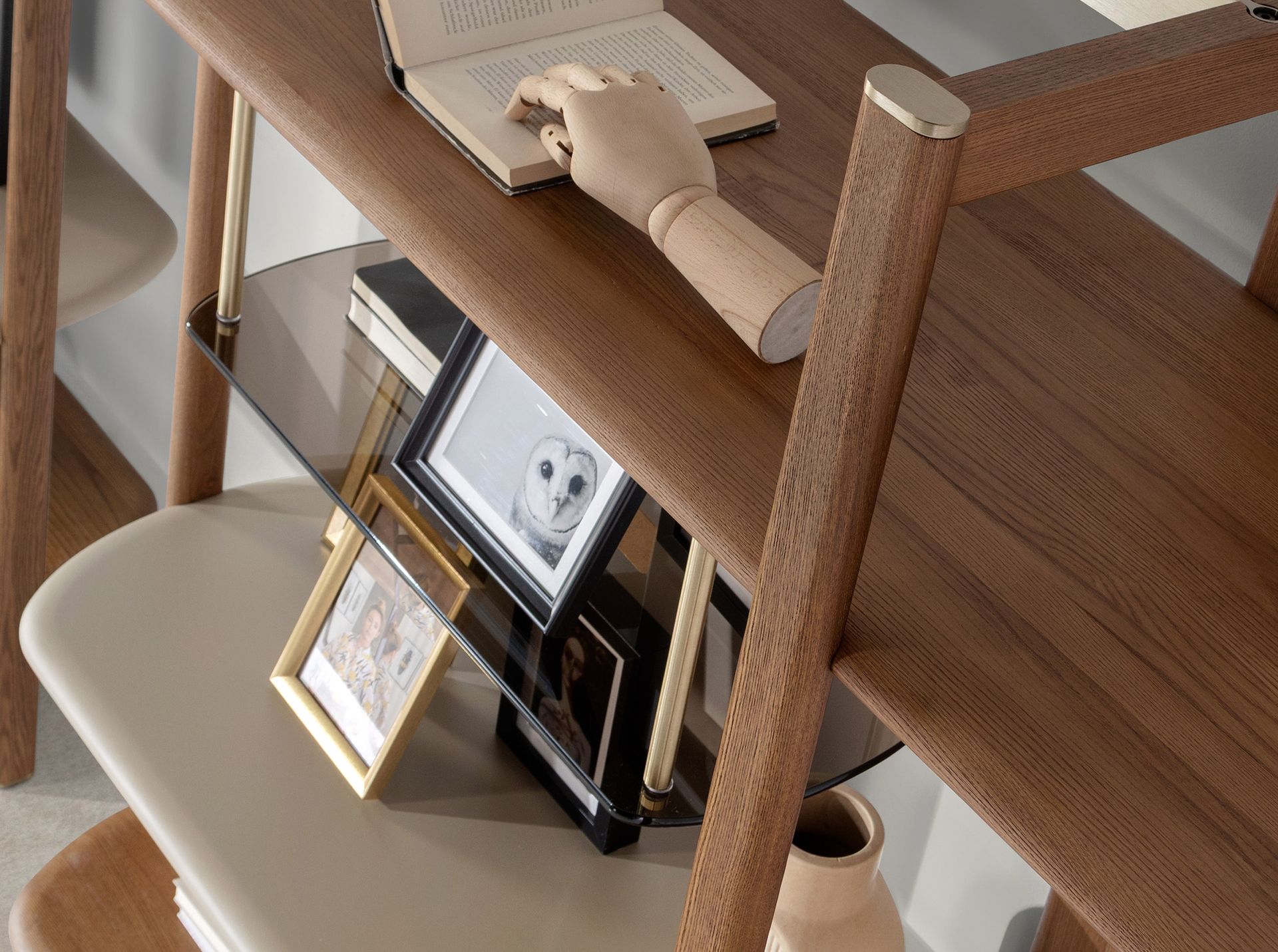 Estantería rectangular derecha nogal claro y madera color Greige Estantería rectangular derecha nogal claro y madera color Greige - Imagen 7