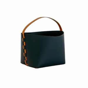 Cesta decorativa de almacenaje rectangular en piel regenerada azul oscuro con asa Cesta decorativa de almacenaje rectangular en piel regenerada azul oscuro con asa