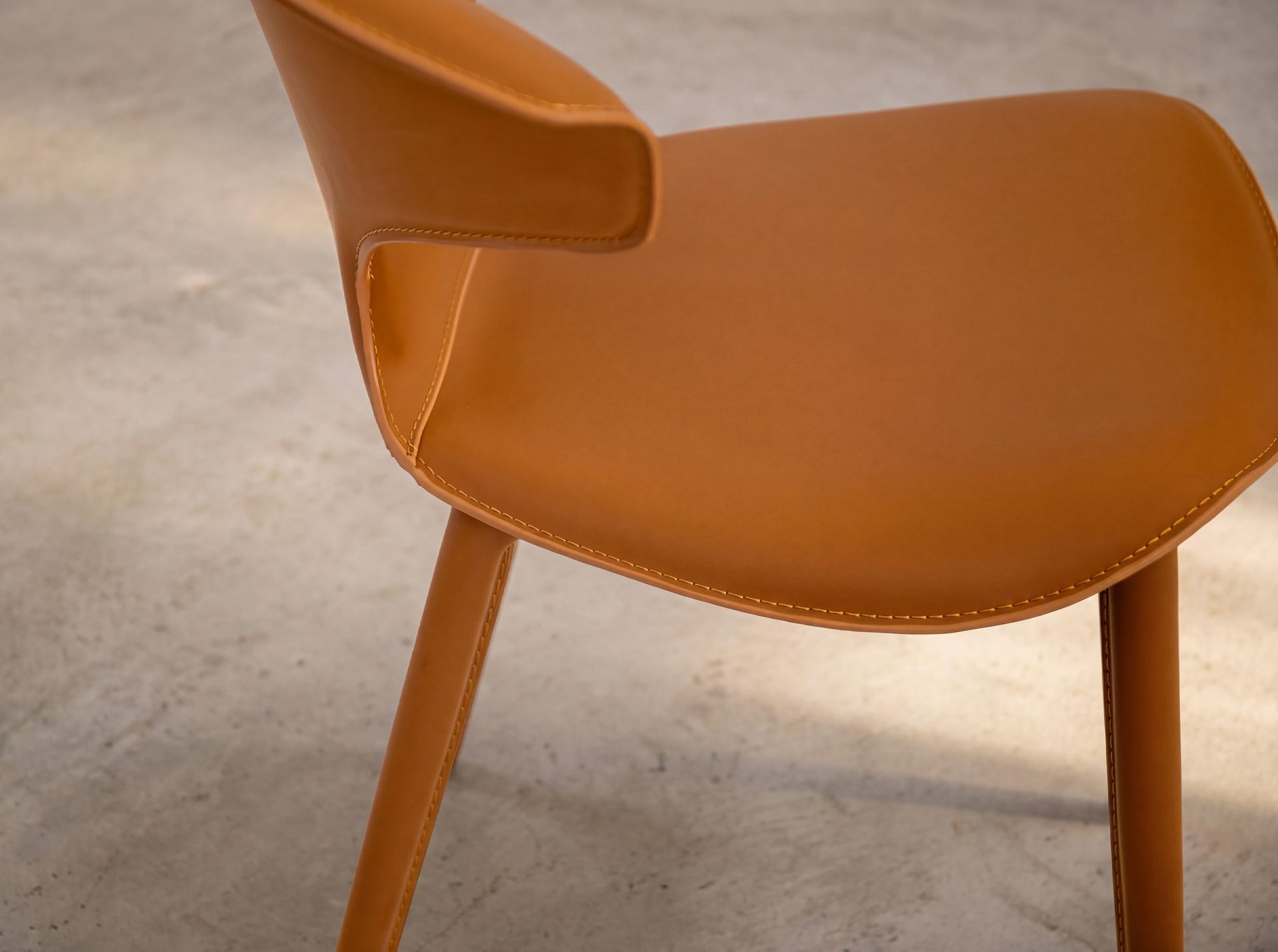 Silla piel regenerada naranja Silla piel regenerada naranja - Imagen 7